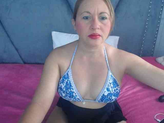 meganmilf2 webcam