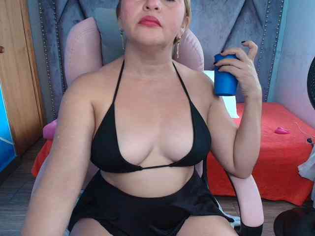 meganmilf2 webcam