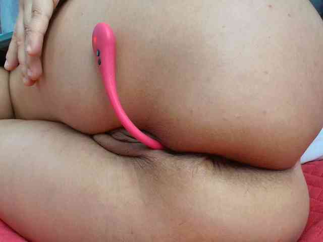 meganmilf2 Live Webcam on BongaCams