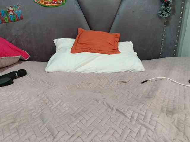 meganmilf2 Live Webcam on BongaCams