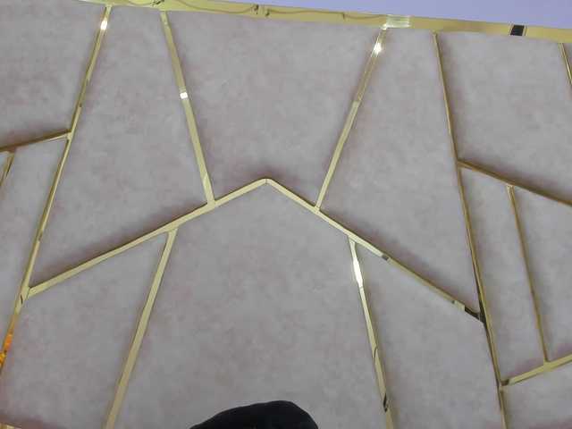 Cloe-candy's BongaCams show and profile