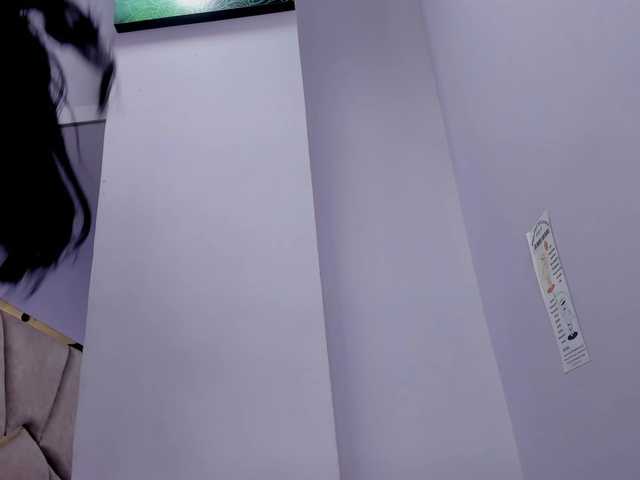 Cloe-candy's BongaCams show and profile