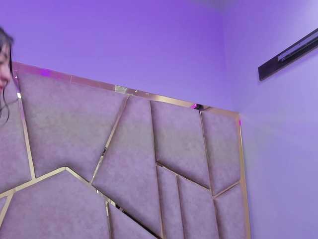 Cloe-candy's BongaCams show and profile