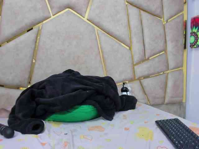 Cloe-candy Cloe-candy