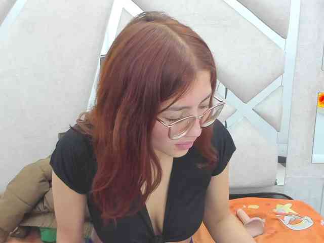 Cloe-candy webcam