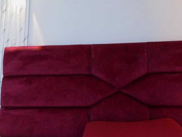 bluemoonn's BongaCams show and profile