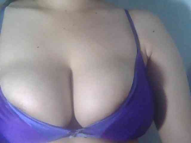 DirtyAsian webcam