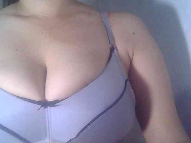 DirtyAsian webcam