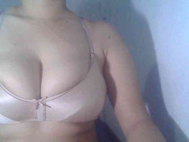 DirtyAsian webcam