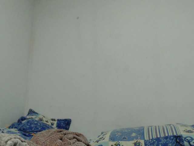 AlinaWoolf's BongaCams show and profile