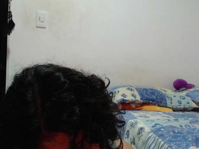 AlinaWoolf —  Feliz agosto, bienvenidxs a mi show  HOT PRIVATES OPEN ALWAYS (    ) first goal: show outfit 