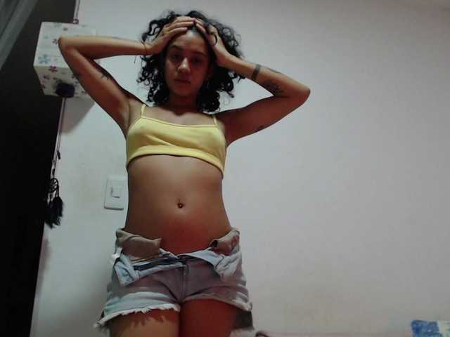 AlinaWoolf's BongaCams show and profile