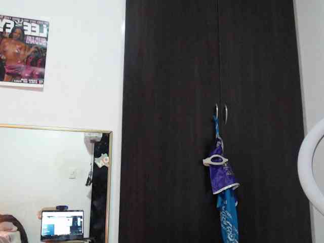 AlinaWoolf AlinaWoolf