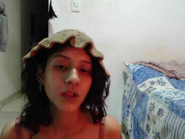 AlinaWoolf AlinaWoolf