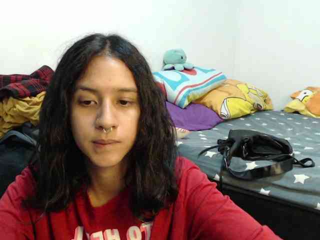 AlinaWoolf webcam