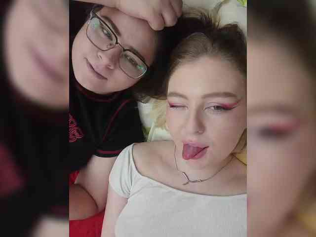 adult webcam HolyDevilS