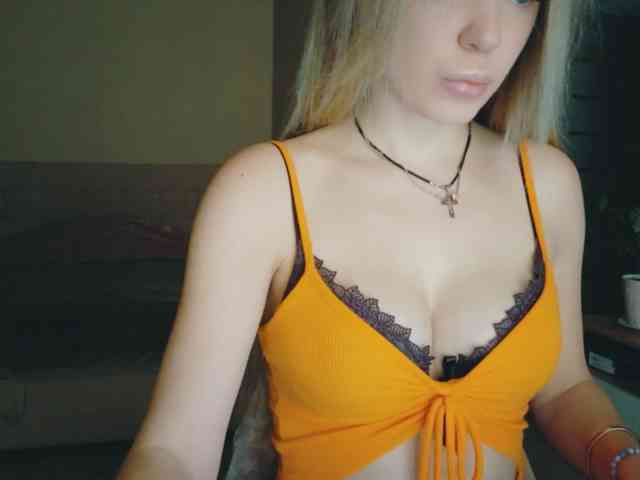 sexy-girl999 Live Webcam on BongaCams