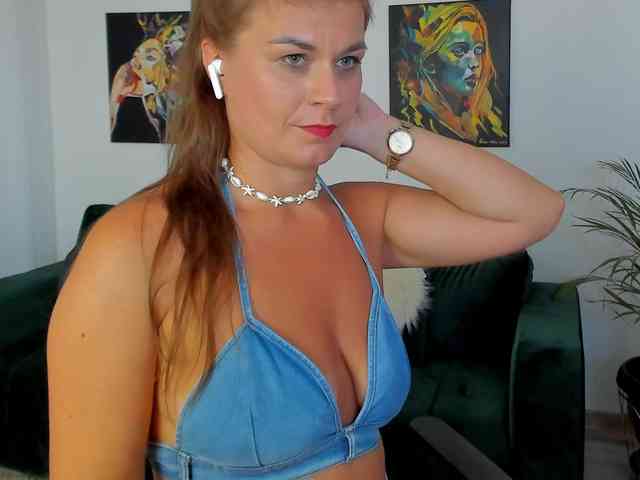 SuaveGia webcam