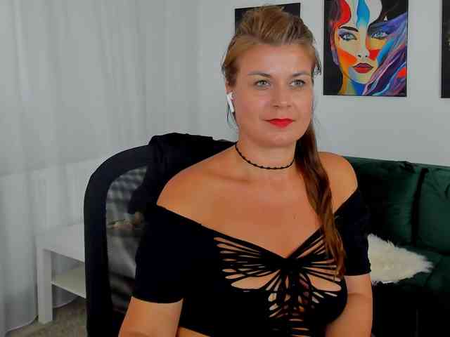 SuaveGia webcam