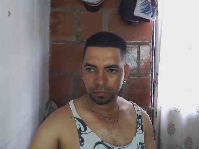 dannyhot12no Live Webcam on BongaCams