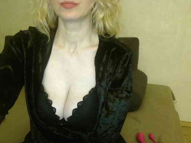 NatashaNannette webcam