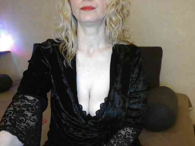 NatashaNannette webcam