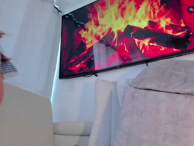 HannahDavis's BongaCams show and profile