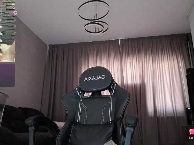 Megan-Ros's BongaCams show and profile