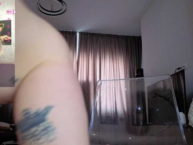 Megan-Ros's BongaCams show and profile