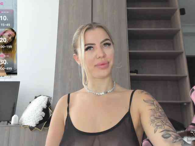 Megan-Ros webcam