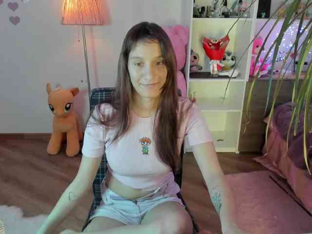 ALYONA_GIRL webcam
