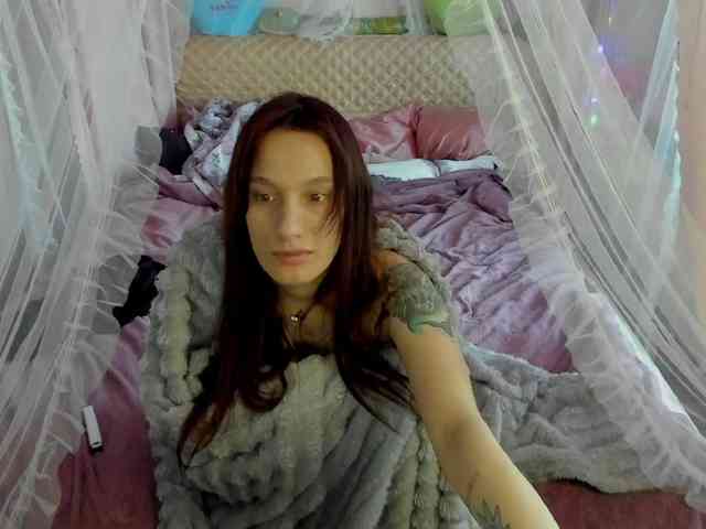 ALYONA_GIRL webcam