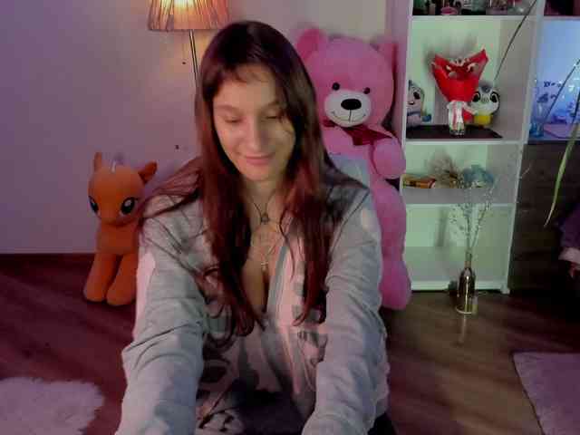 ALYONA_GIRL webcam