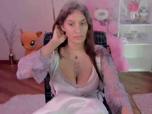 ALYONA_GIRL webcam