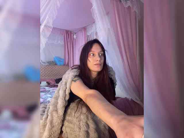 ALYONA_GIRL webcam