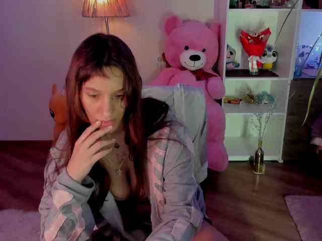 ALYONA_GIRL webcam