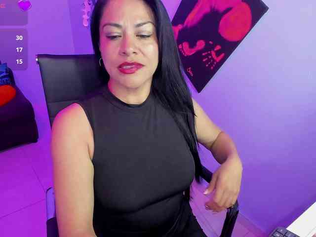 SusanRamirez webcam