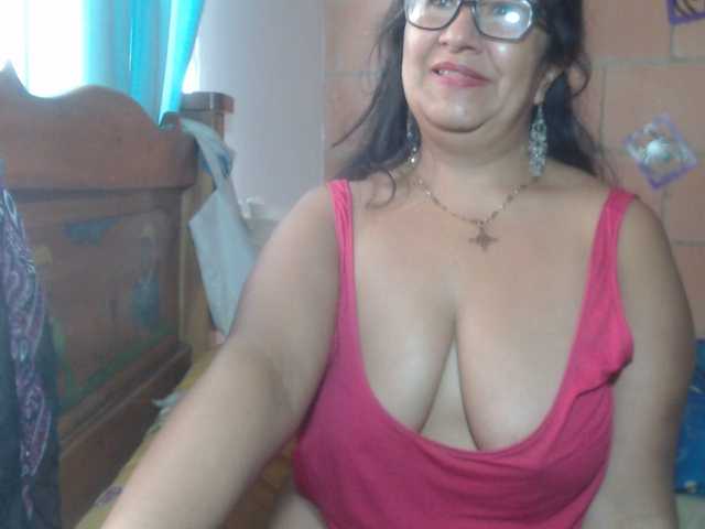 Meganny2023's BongaCams show and profile