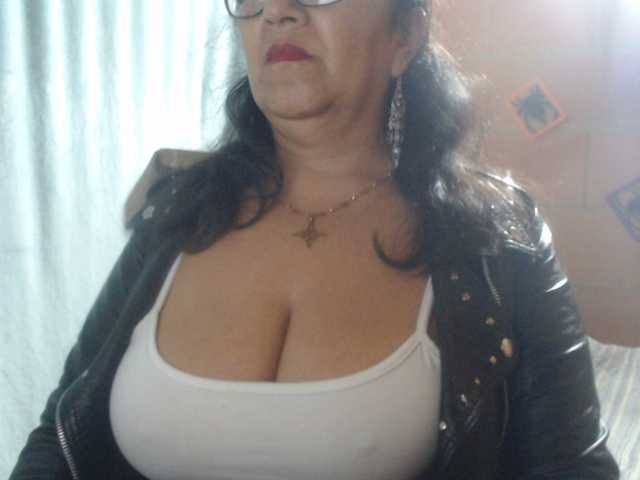 Meganny2023's BongaCams show and profile