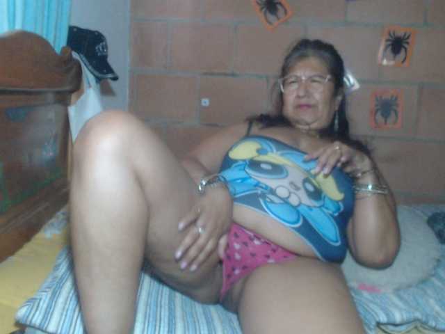 Meganny2023's BongaCams show and profile