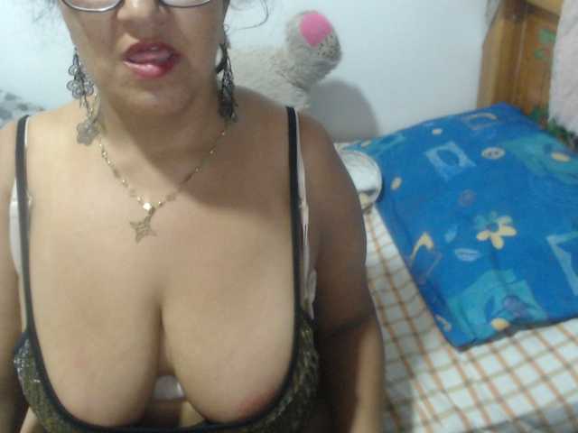 Meganny2023's BongaCams show and profile