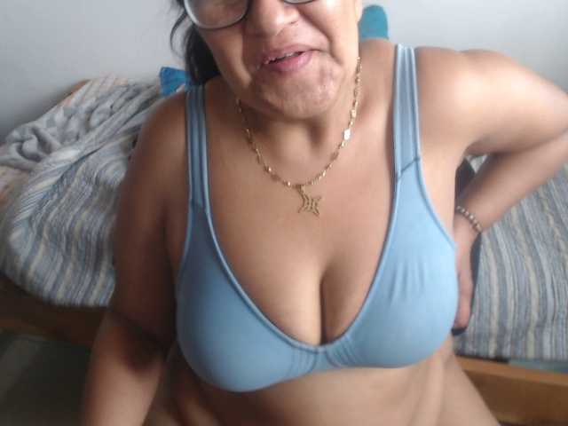 Meganny2023's BongaCams show and profile