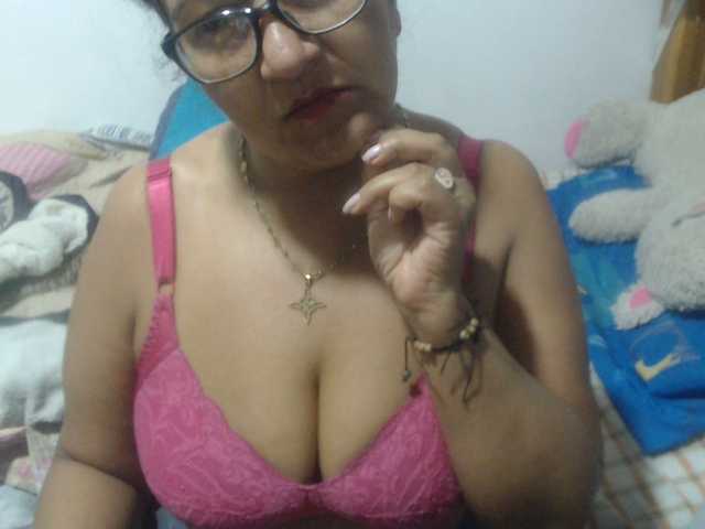 Meganny2023's BongaCams show and profile