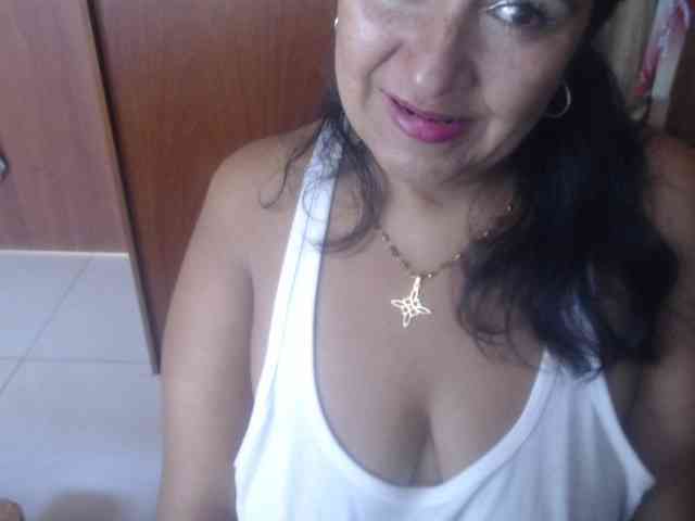Meganny2023 Live Webcam on BongaCams