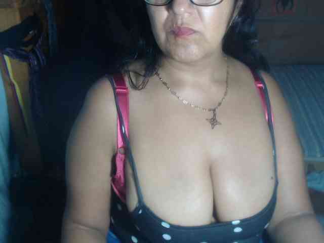 Meganny2023 Live Webcam on BongaCams