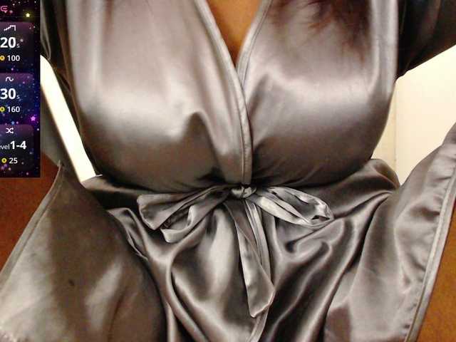 ebony-susy's BongaCams show and profile