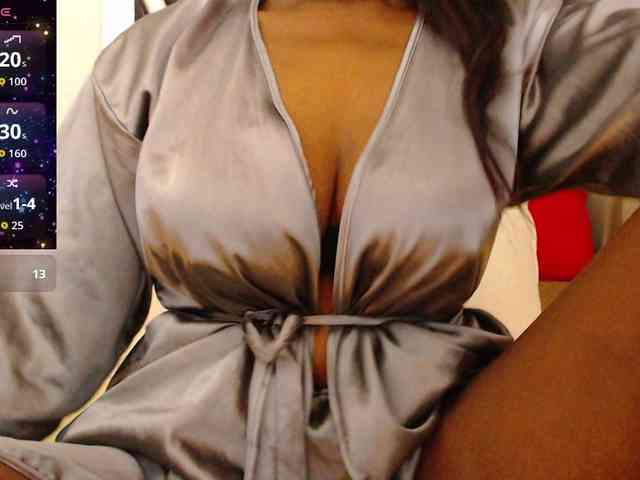 ebony-susy webcam