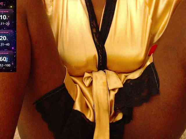 ebony-susy webcam