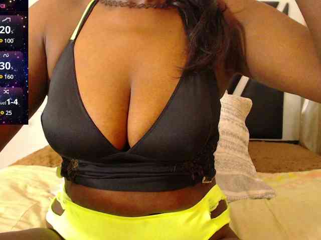 ebony-susy webcam