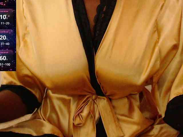 ebony-susy webcam
